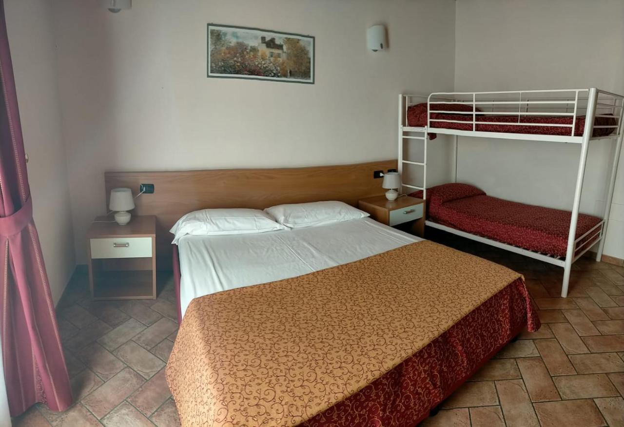 Hotel Agli Ulivi Valeggio sul Mincio Εξωτερικό φωτογραφία