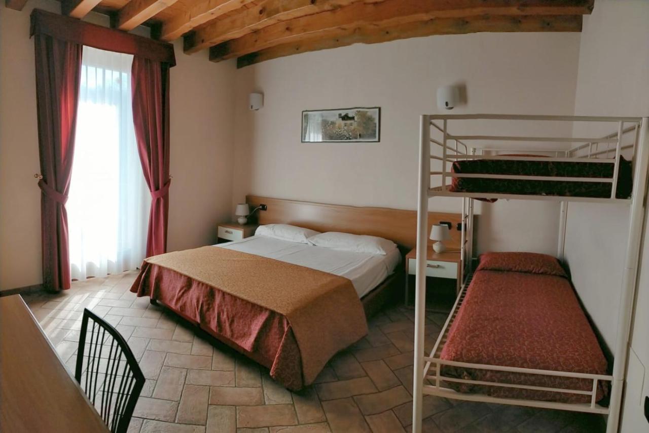 Hotel Agli Ulivi Valeggio sul Mincio Εξωτερικό φωτογραφία