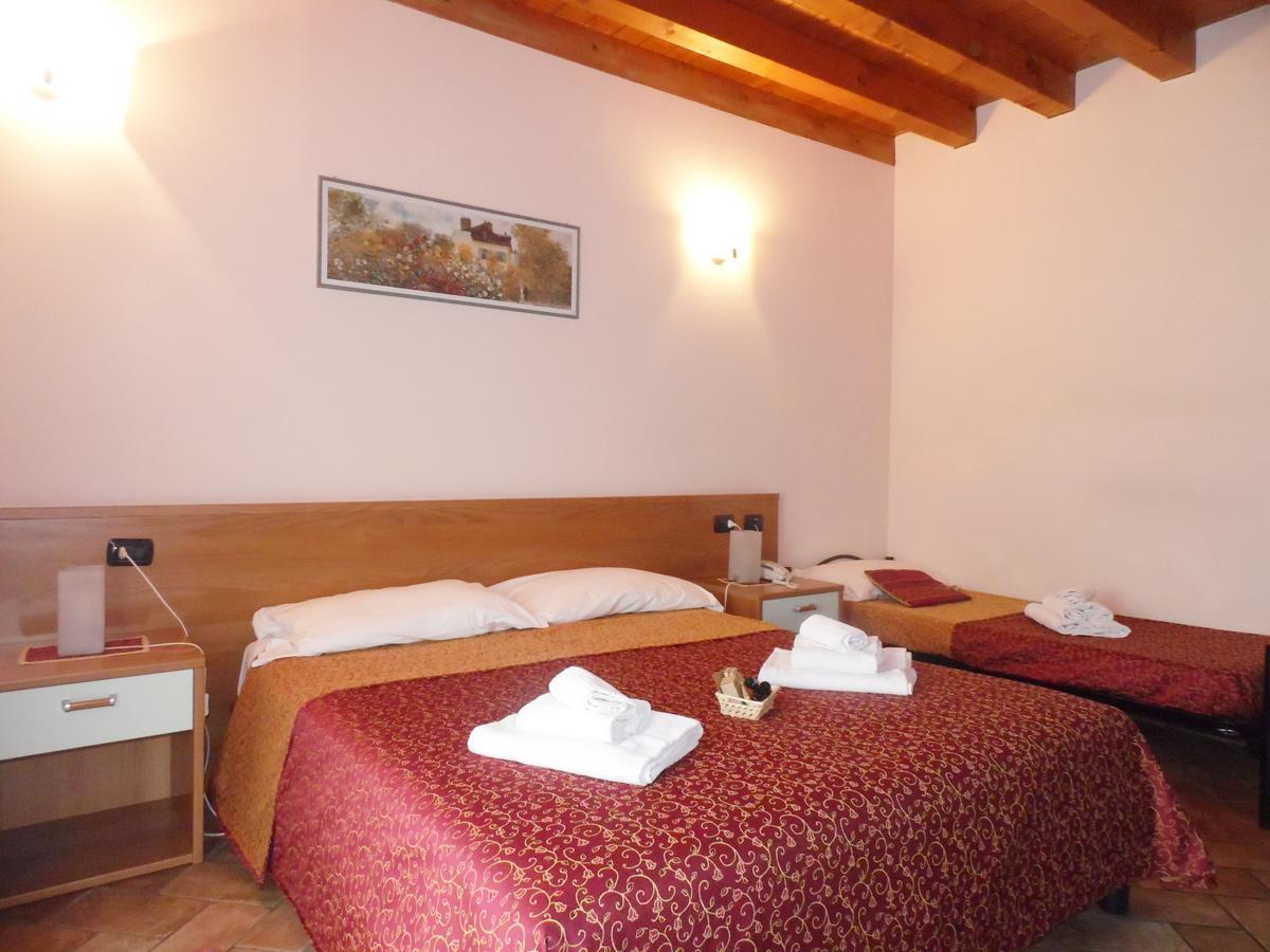 Hotel Agli Ulivi Valeggio sul Mincio Εξωτερικό φωτογραφία