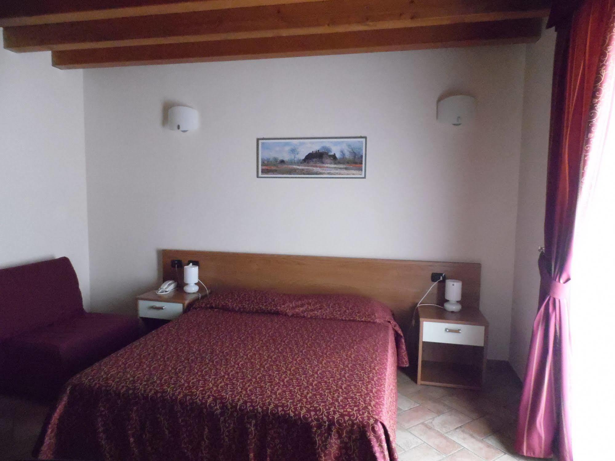Hotel Agli Ulivi Valeggio sul Mincio Εξωτερικό φωτογραφία